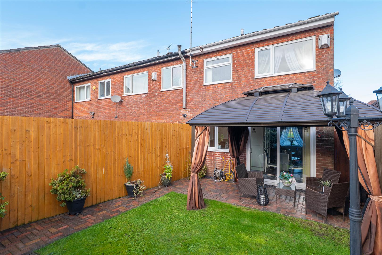 Crawford Avenue, Preston
